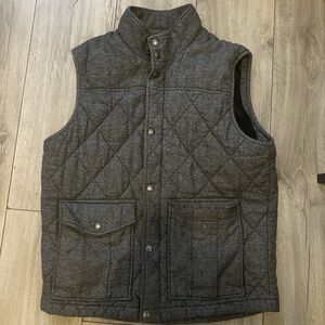 Banana Republic Charcoal Quilted Vest